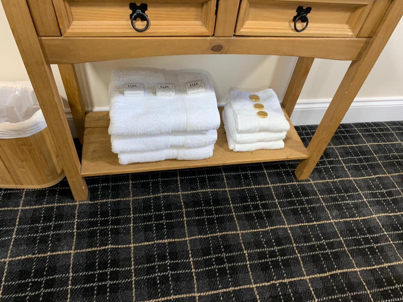 Waverley Inn Lodge Dingwall Eksteriør billede