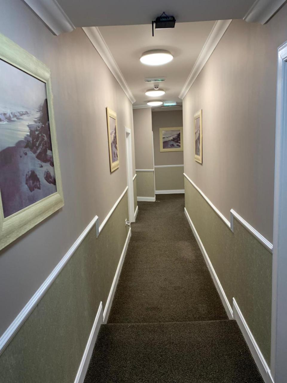 Waverley Inn Lodge Dingwall Eksteriør billede