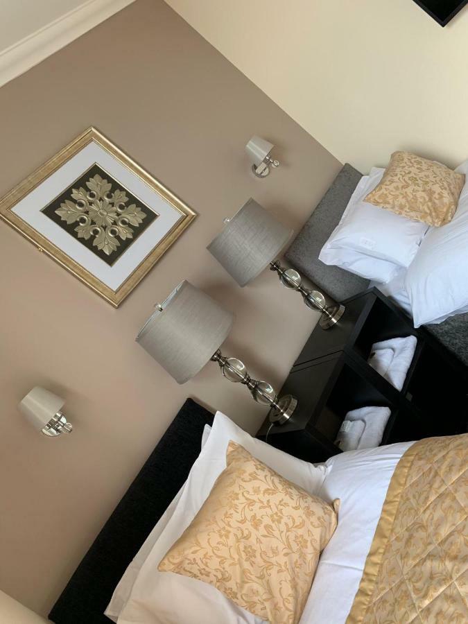 Waverley Inn Lodge Dingwall Eksteriør billede