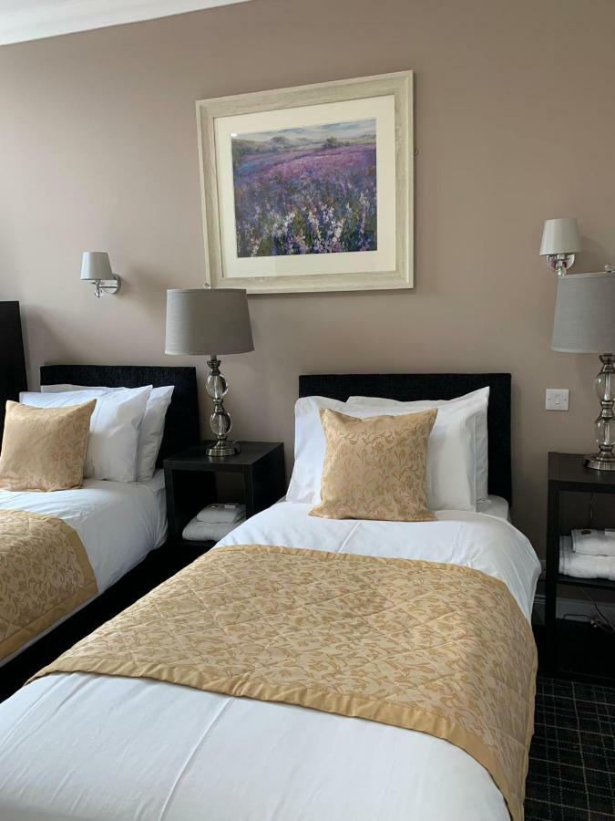 Waverley Inn Lodge Dingwall Eksteriør billede