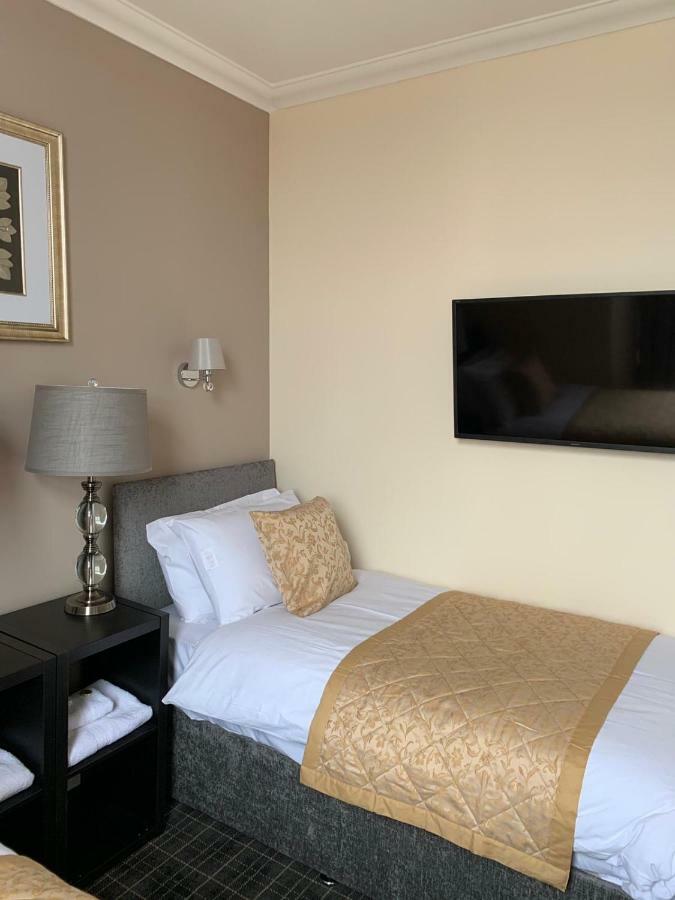 Waverley Inn Lodge Dingwall Eksteriør billede